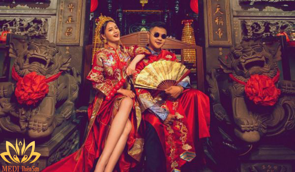 Chụp ảnh cưới Trung Quốc hiện đại