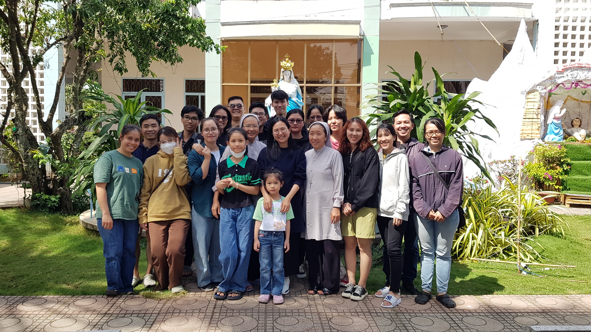 Trung tâm trẻ mồ côi tại Đức Mẹ La Vang