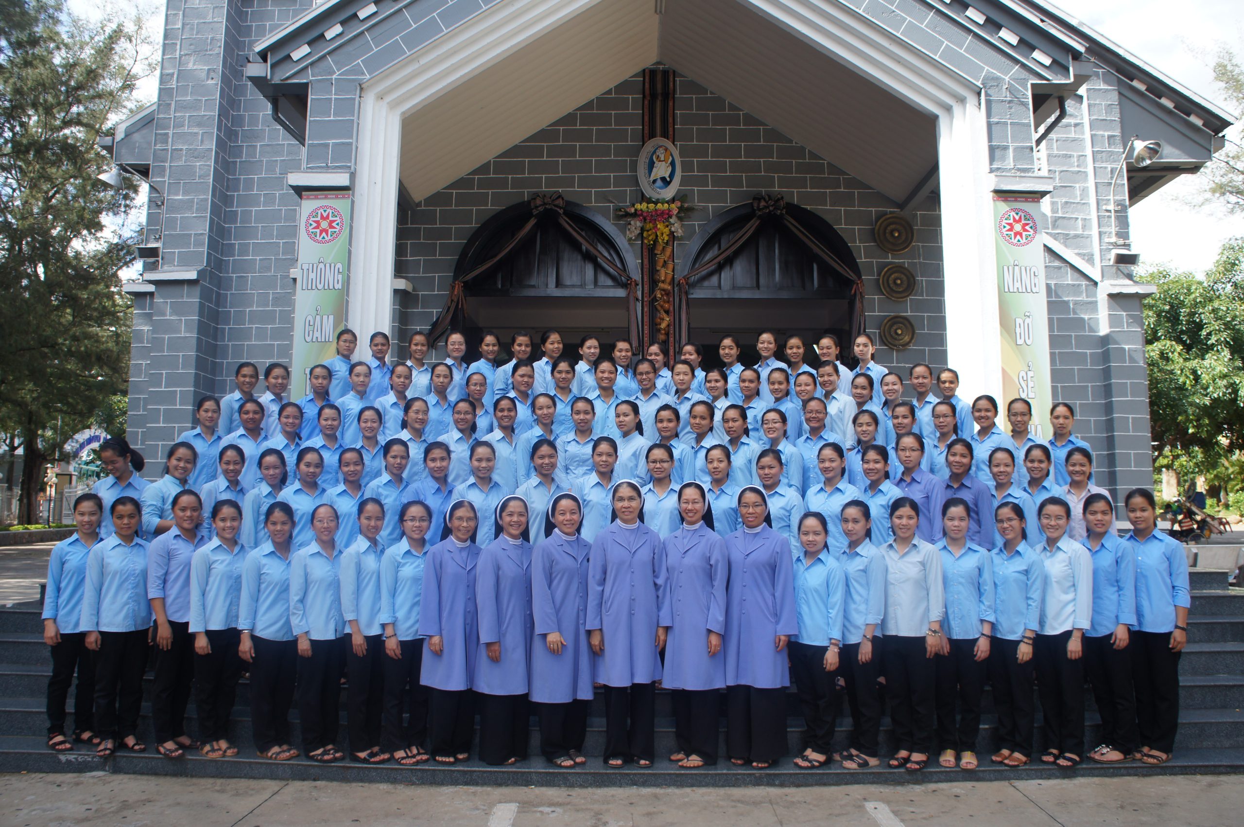 Lễ tạ ơn tại Tu Viện Nữ Vương Hòa Bình