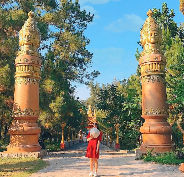 Góc kiến trúc chùa Thiền Lâm