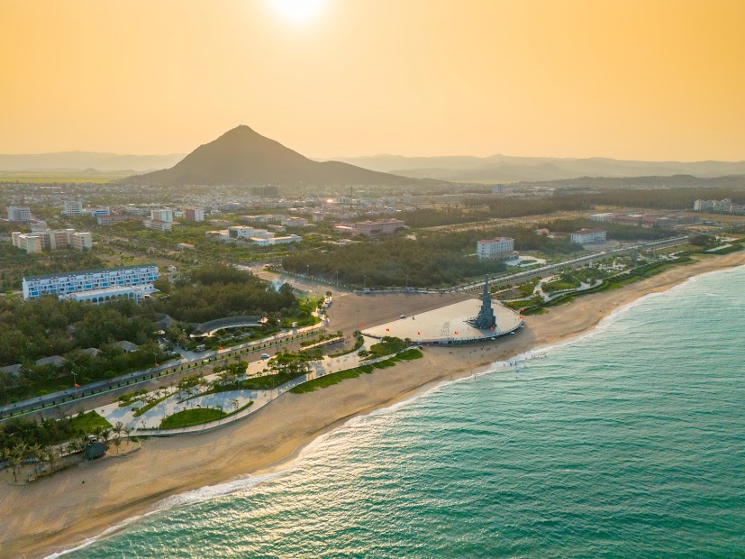 Đường đi đến Thiền viện Trúc Lâm Phú Yên