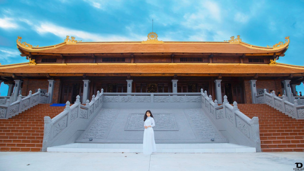 Không gian xanh tại Thiền viện Hậu Giang