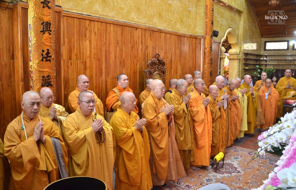 Lễ tưởng niệm tại tu viện Phước Minh